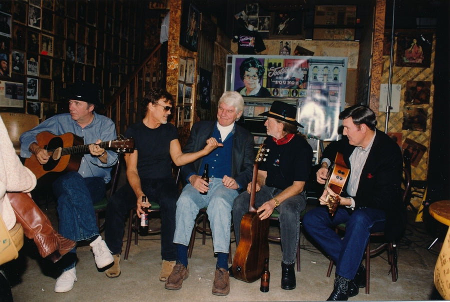 Harlan Howard with Bobby Bare, Willie Nelson and Billy Walker at Tootsie's Orchid Lounge in 1995, during filming of a documentary about the Nashville bar